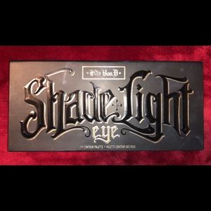 Kat Von D Shade and Light Eyeshadow Palette